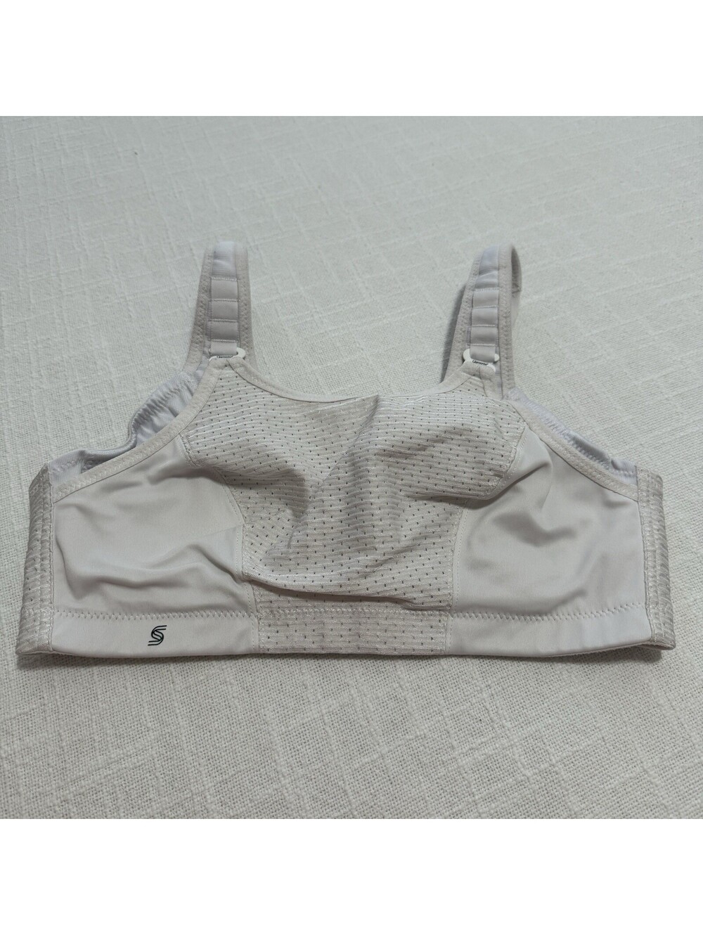 Glamorise 34C Double-Layer Custom Control Sports Bra White 1166 Wireless Sport